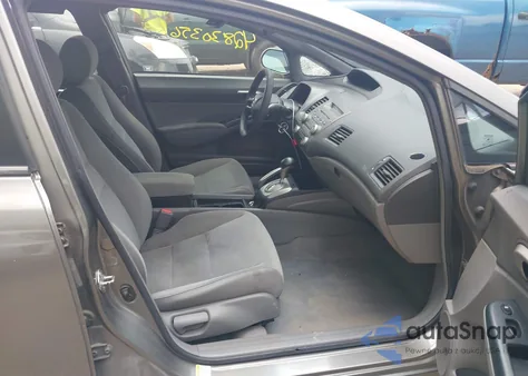 2006 Honda Civic Lx z USA, uszkodzony, nr VIN 1HGFA16576L132861